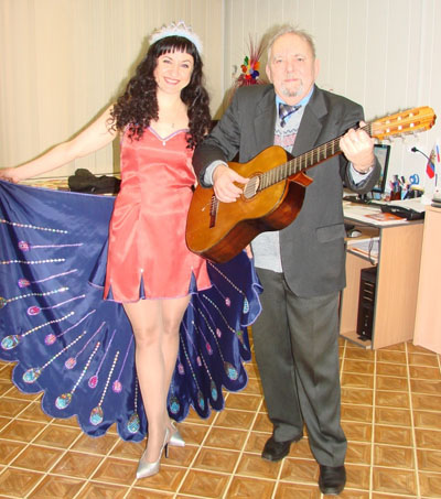 С гитаристом В.П.Афонским после концерта, 2010 год.